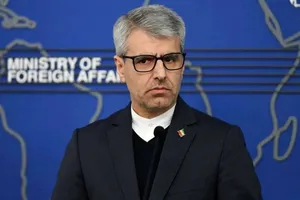 بقایی: کار خودمان را با عمان در مورد تنگه هرمز جلو می‌بریم